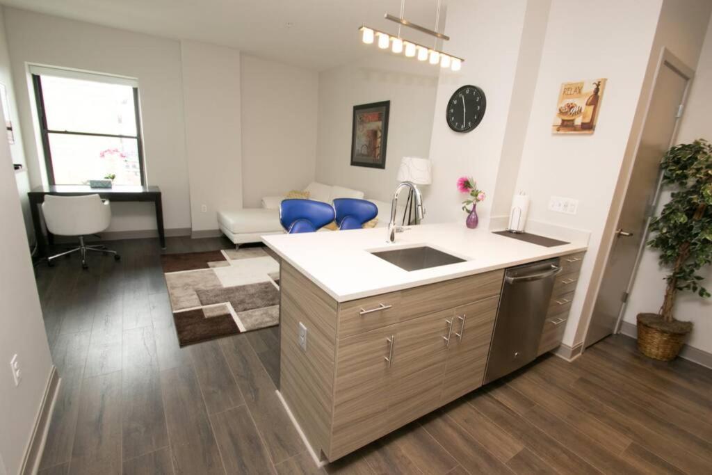 Ultra Modern New 1Br 1Ba By Rittenhouse Doorman!!! Apartment Philadelphia Exterior photo